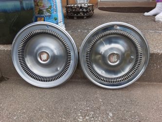 2-14" 1973 buick century/regal hubcaps
