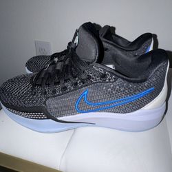 Nike Sabrina 1 Women’s Running Shoes