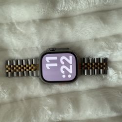 Apple Watch Ultra 2 - 49mm