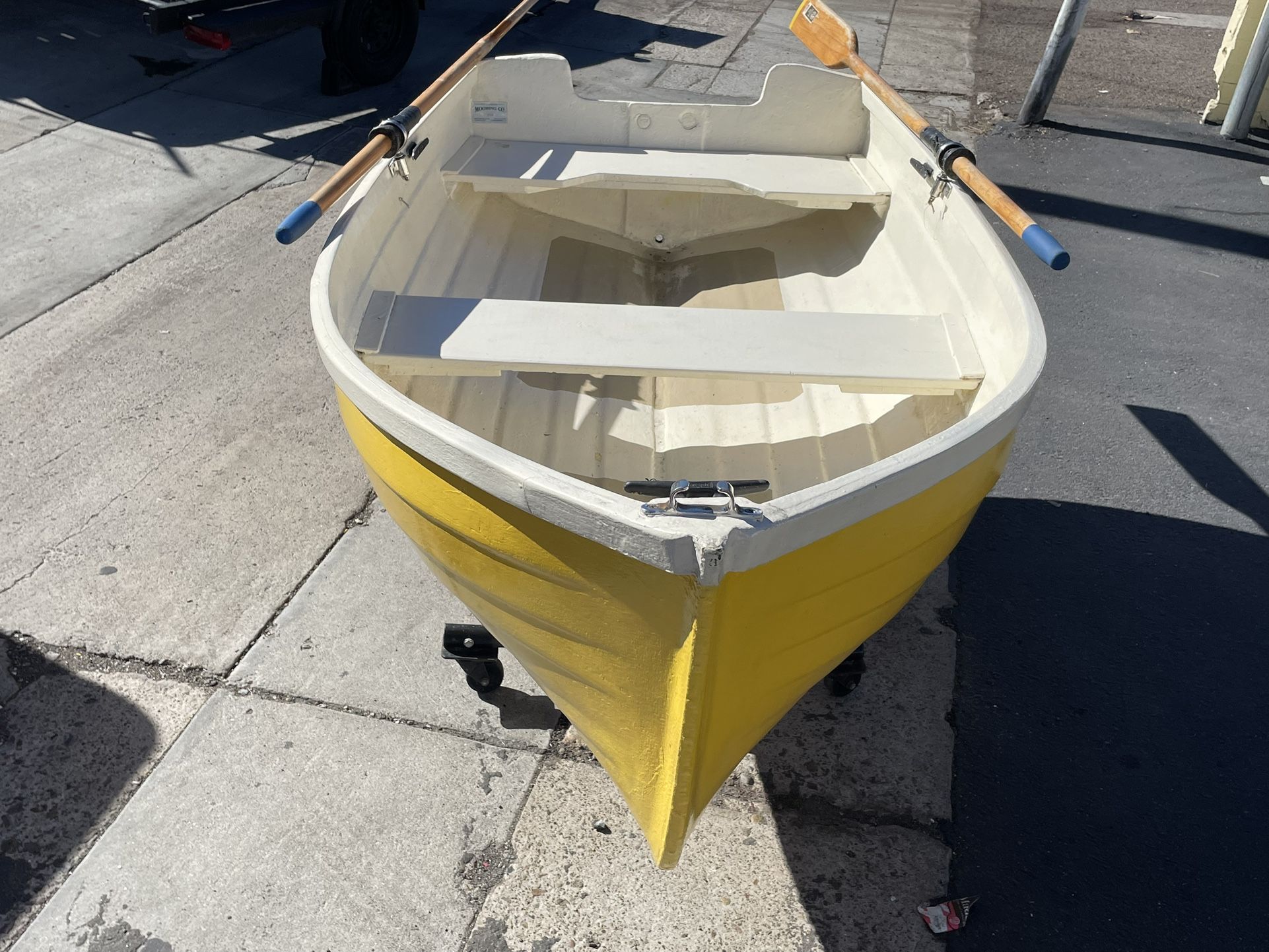 8’ Fiberglass Dinghy Skiff Clean With Oars for Sale in San Diego, CA
