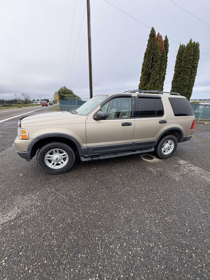 2003 Ford Explorer