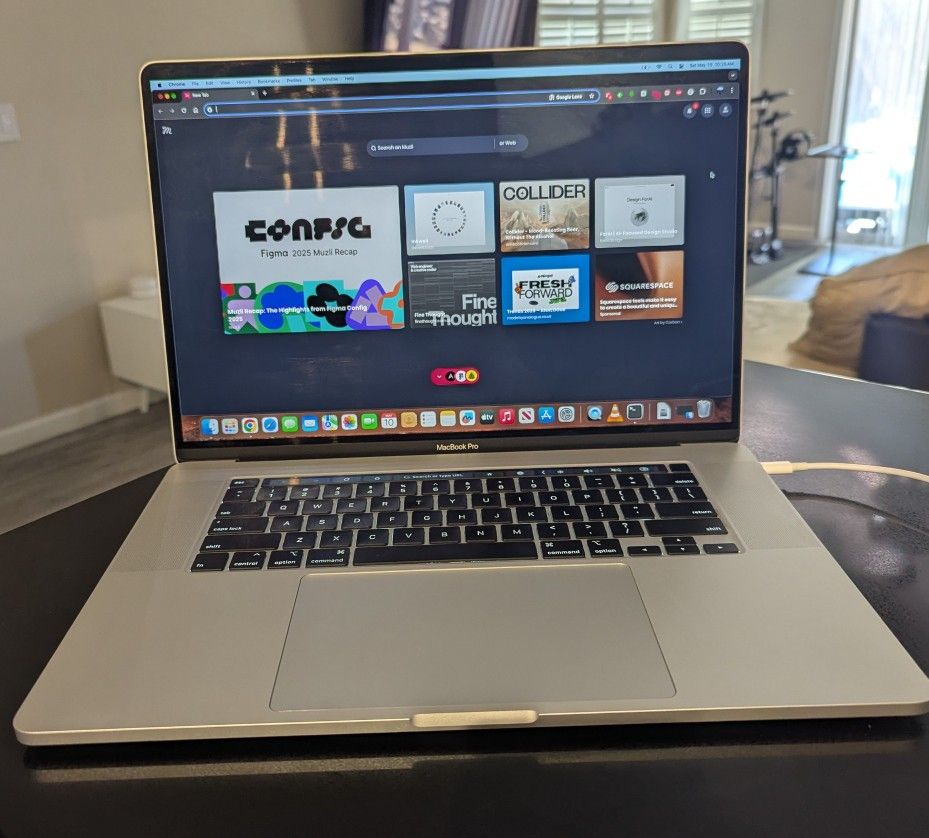 2019 MacBook Pro 16 Inches Silver