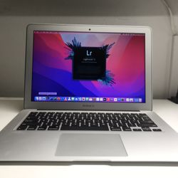 **MacBook Air (13-inch,2017)  w/Adobe LigthRoom 5 ** *macOS Monterey  12.7.6  ** Price $ 240 **