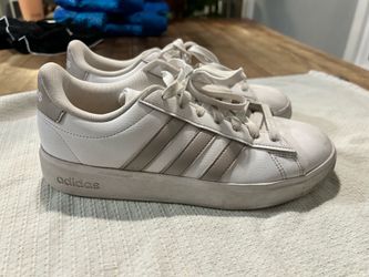 Women’s Adidas Shoes