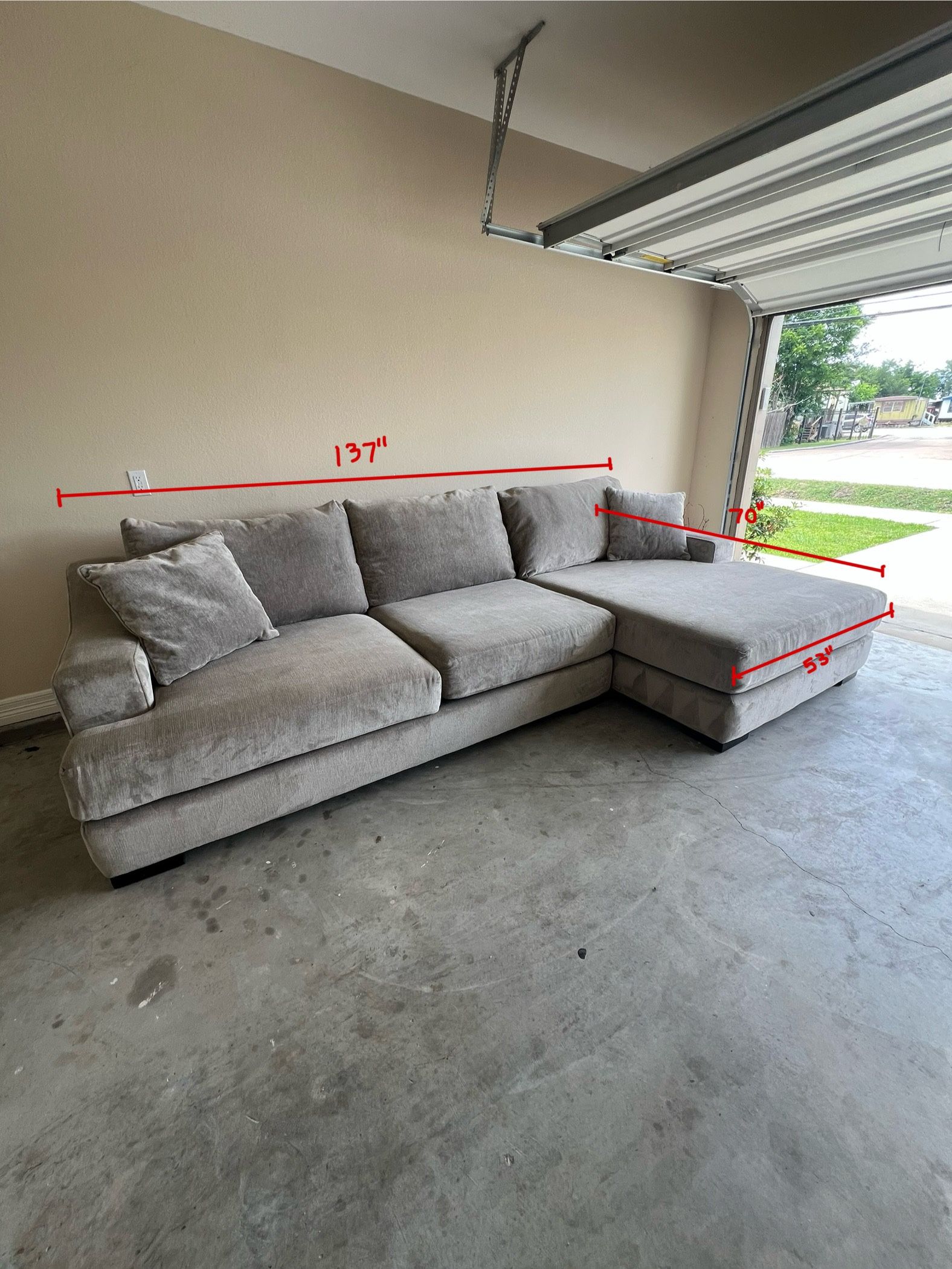 Light Gray (L) Sectional