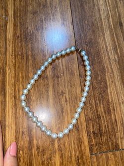 Pearl necklace