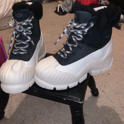 Brand New Uggs Size 9