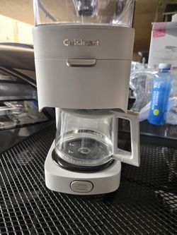 CUISINART COFFEE MAKER 