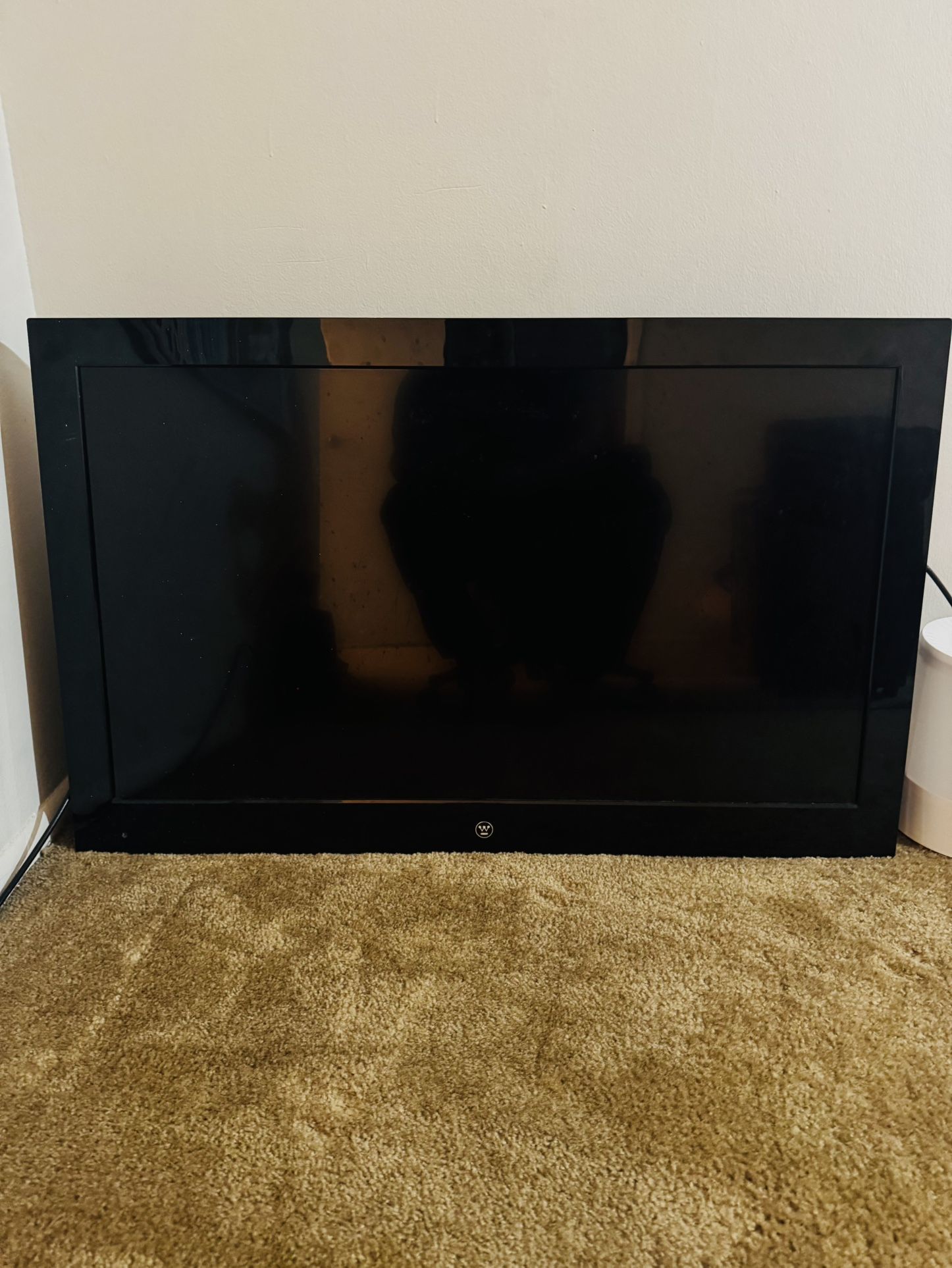 LCD TV 40 Inches