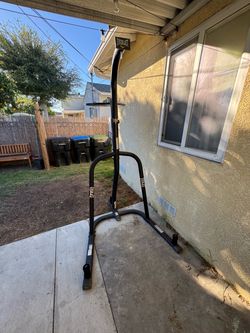 Everlast dual station bag stand