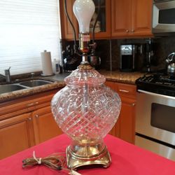 Vintage Ethan Allen Large Crystal Lamp
