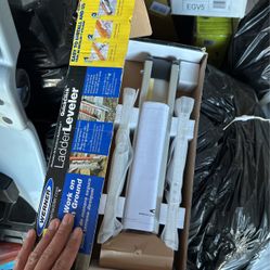 Werner Ladder Leg Leveler