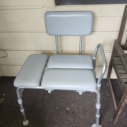 Drive brand shower chair bath seat transition seat and fully adjustable  FREE LOCAL DELIVERY