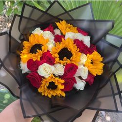 Floral arrangements For vDay 