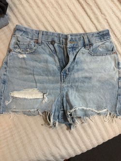 Women American eagles shorts size 4