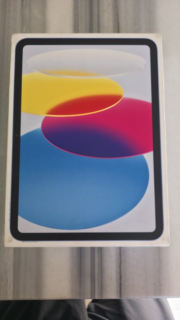 iPad 10th Gen 64GB New