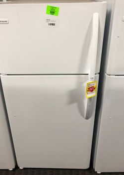 Frigidaire Top Freezer Refrigerator 6FSPV