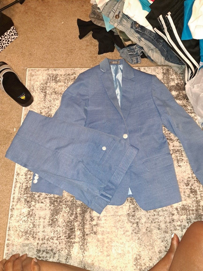 Boys Suite Size 10