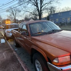04 Dodge Dakota V8