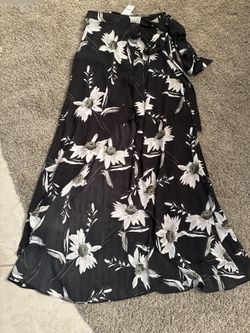 BEBE TOP & SKIRT
