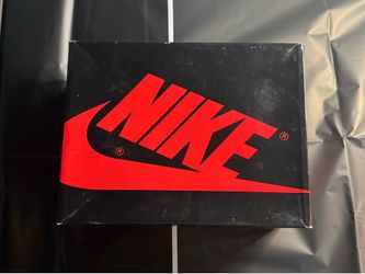 Nike Air Jordan 1 Retros patend Breds