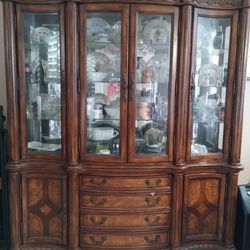 Solid Wood Hutch /China Cabinet