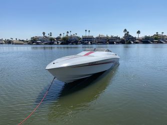 1998 Magic - 35’ Twin 454’s