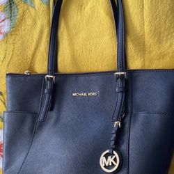 mk purse