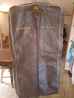 Louis vuitton vintage(1972) folding suit bag w\ shoulder bag for