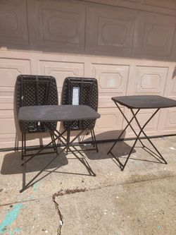 4 folding activity tables
