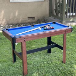 Mini Pool Table 