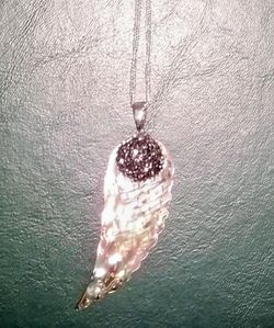 New Mother of Pearl Angel Wing w/Malikai  Cluster on Top By Vale Silver Plated Sz 18"w/2 1/2" Extension Cash