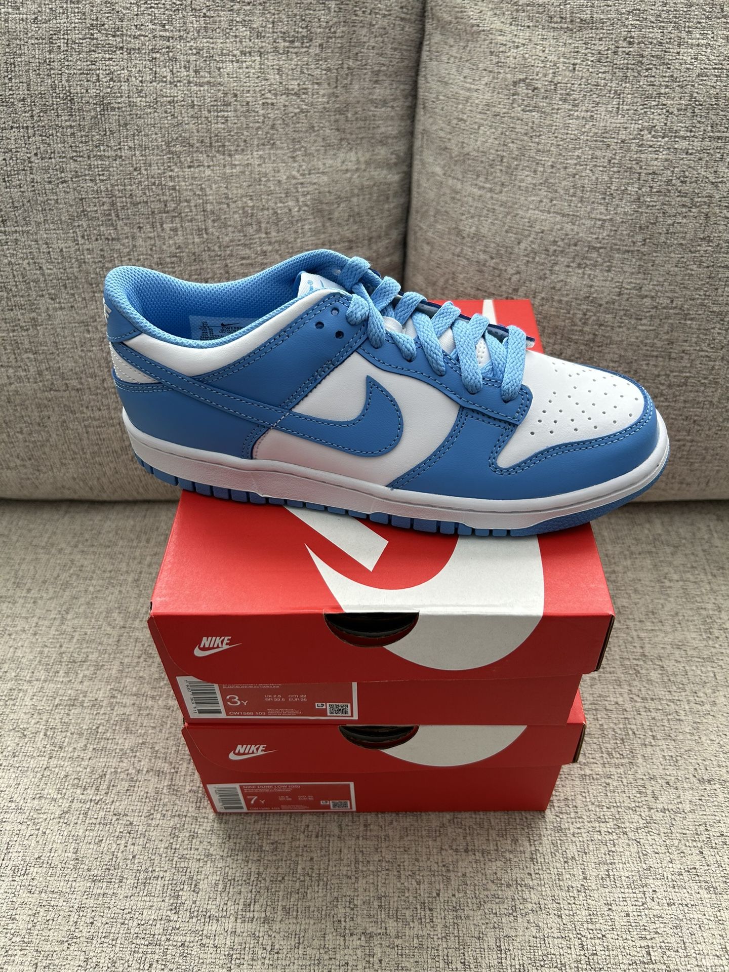 Dunk Low ‘UNC’ Gs, Ps. Sizes 7Y, 3Y. New! 