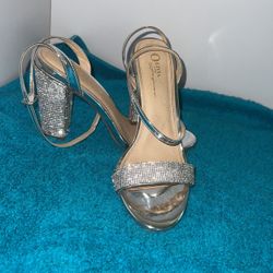 Ladies Size 9 Shoes 
