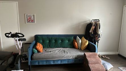 Blue Tufted Velvet Sofa Daybed