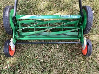 Scott’s Classic Manual 20in Push Mower