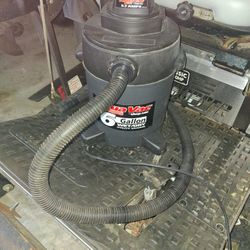 New 6 Gallons Shop Vac