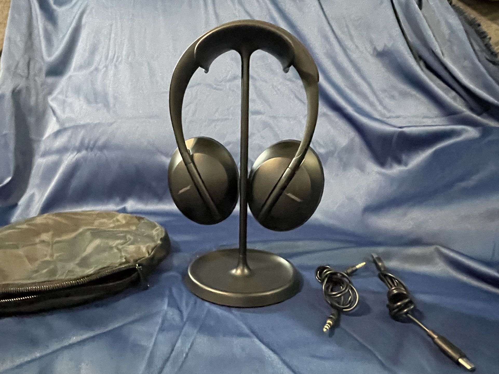 Bose Noise Canceling 700 Headphones