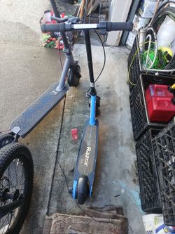 ⚡ Black label E 100 ELECTRIC Razor Scooter ⚡