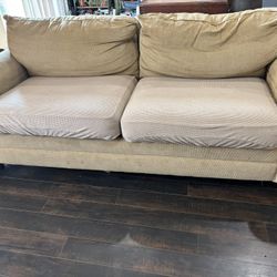 Free Couch 
