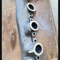 A-Premium Right Exhaust Manifold Compatible with Ford F-450 F-550 Super Duty IC Corporation International Harvester 7.3L 8.7L