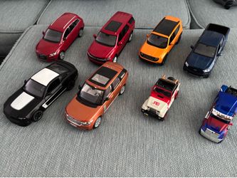 Lot of 8 large cars