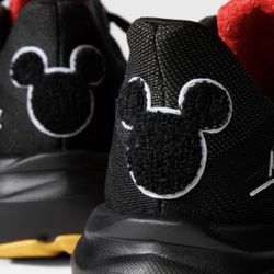 NEW BROOKS RUN DISNEY 2026 DISNEY Ghost 17 Mickey Mouse RUNNING SHOES