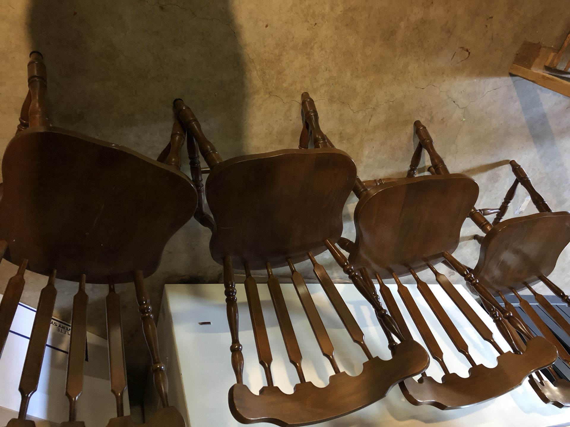 Set of 4 wood chairs