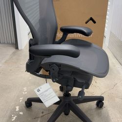 Brand New 2026 Herman Miller Aeron Remastered Size (B) Free Delivery