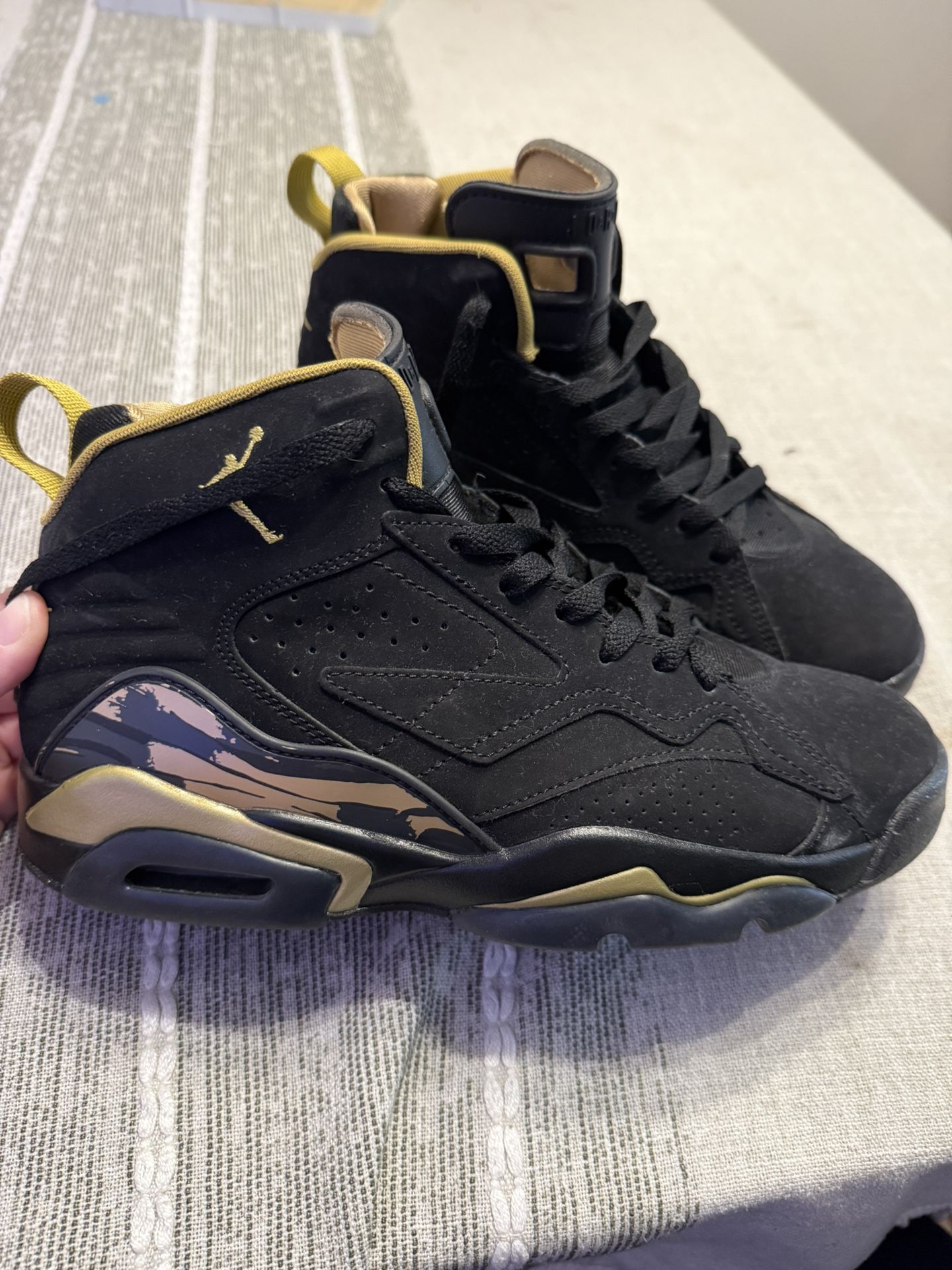 Jordan 6 Rings – Black & Gold (Youth Size 8)