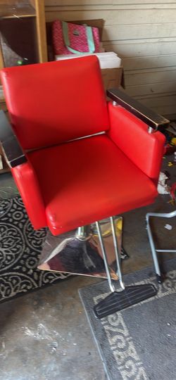 Barbershop chair