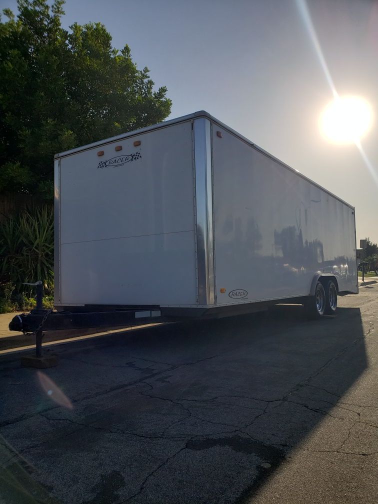 Carson Racer Trailer 24'ft Carson Racer Enclosed Trailer for Sale in Moreno Valley, CA - OfferUp