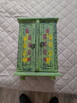 Nic nac box