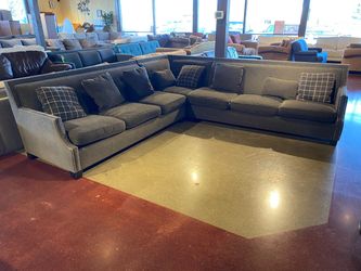 BERNHARDT Gray L-Shaped Modular Sectional with Nailhead Trim